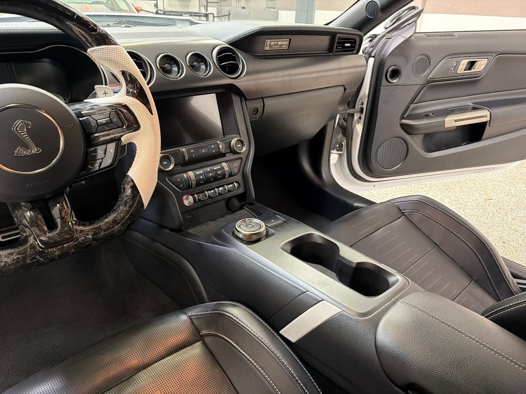 Used 2020 Ford Mustang Shelby GT500 w/ Technology Package RWD image 25