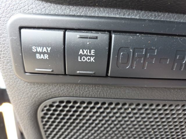 Used 2014 Jeep Wrangler Unlimited Rubicon w/ Connectivity Group AWD/4WD image 26