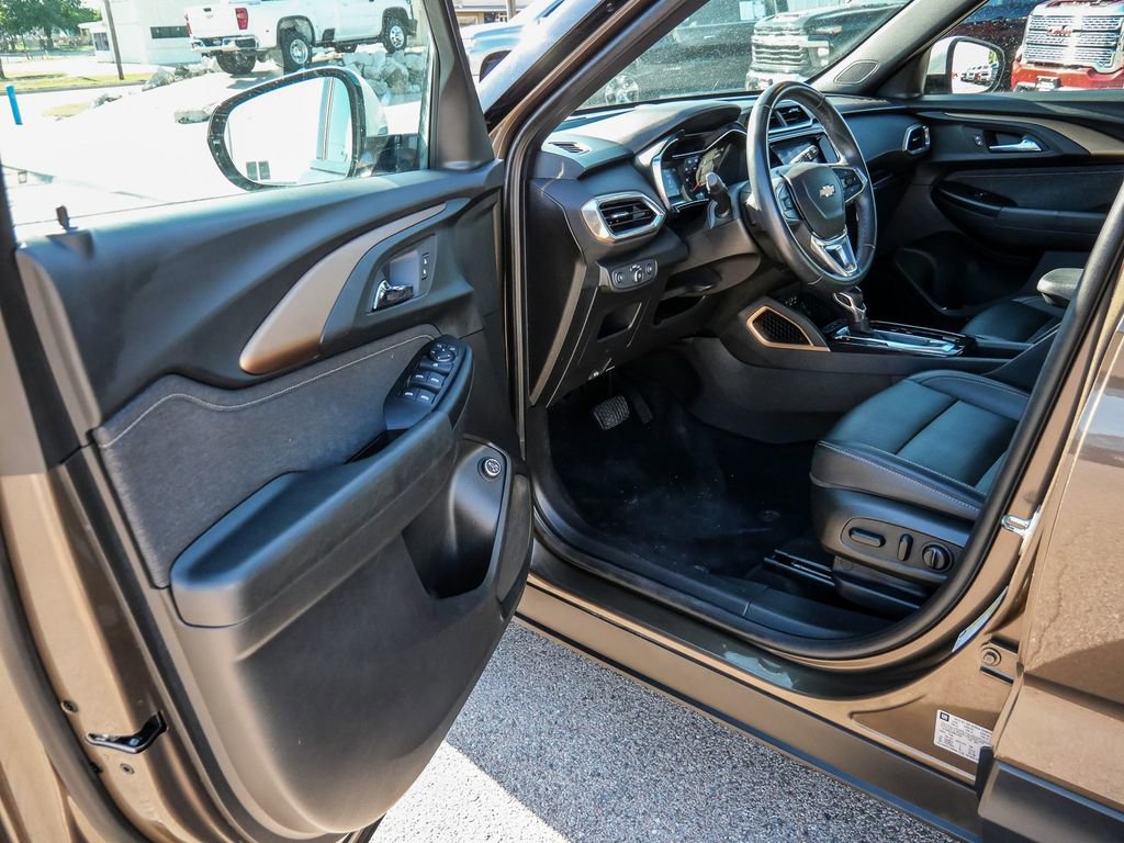 Used 2021 Chevrolet TrailBlazer ACTIV w/ Sun and Liftgate Package AWD/4WD image 27