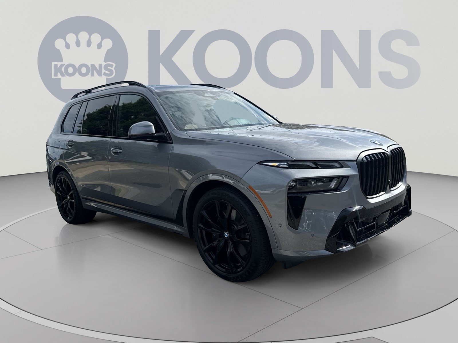 Used 2026 BMW X7 xDrive40i w/ M Sport Package AWD/4WD image 8