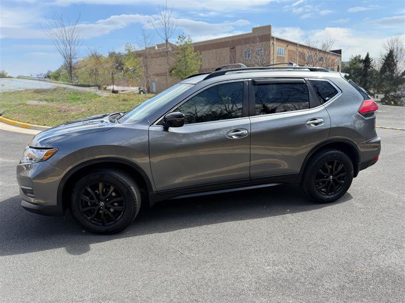 Used 2017 Nissan Rogue SV w/ Midnight Edition AWD/4WD image 13