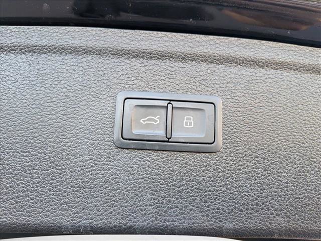 Used 2021 Audi Q5 2.0T Premium w/ Convenience Package AWD/4WD image 7