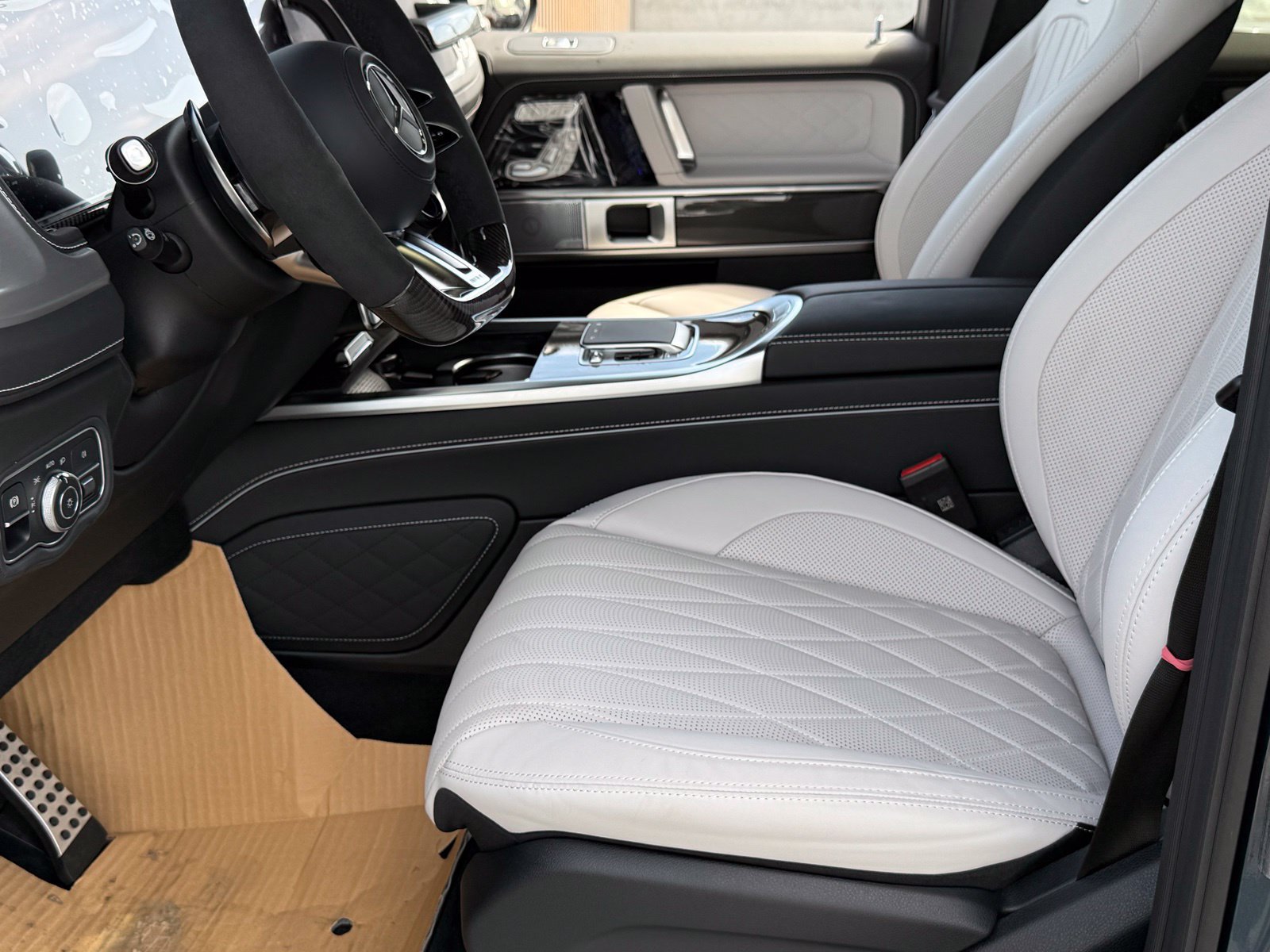 New 2027 Mercedes-Benz G 63 AMG 4MATIC image 19