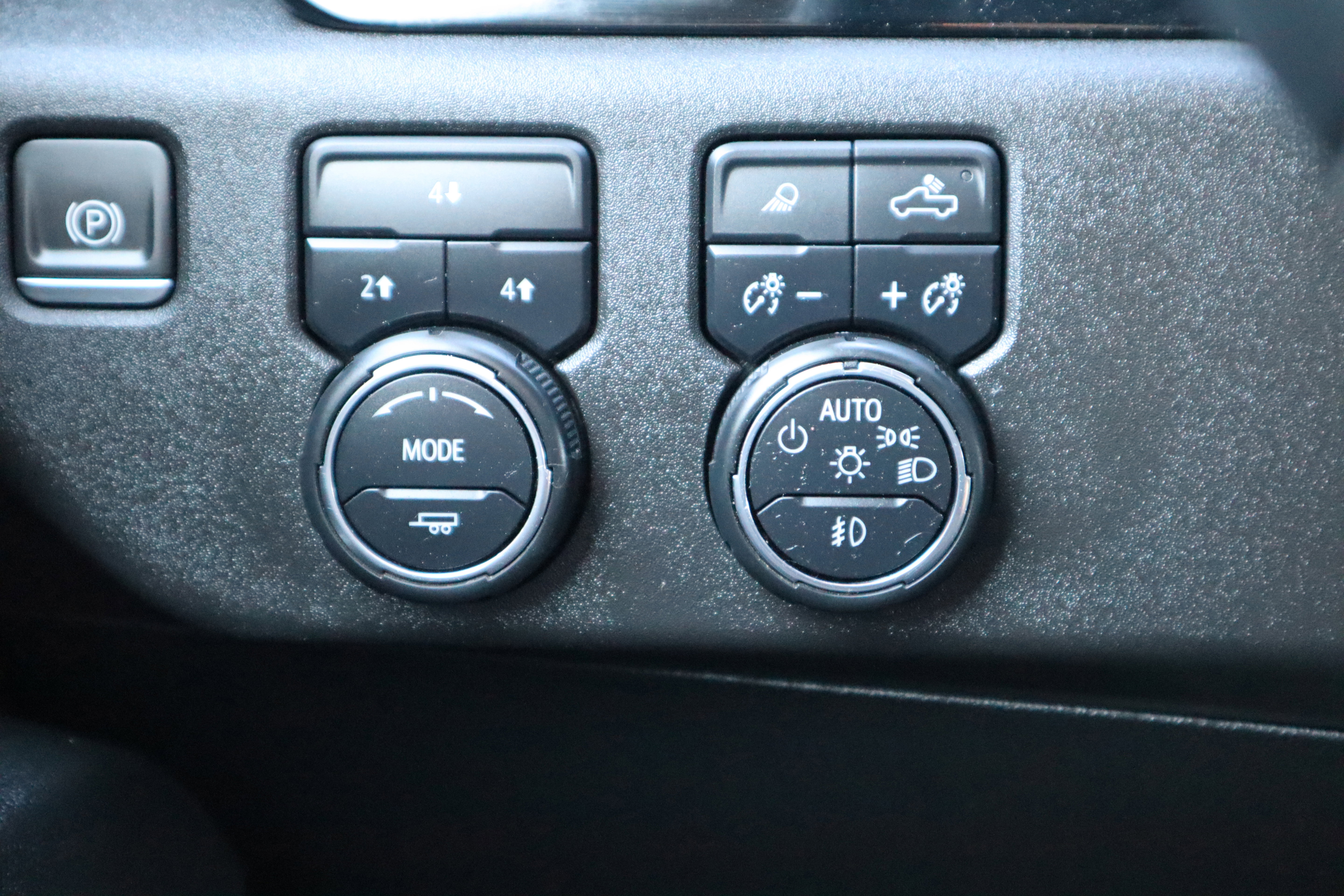 Used 2024 Chevrolet Silverado 3500 LT w/ Convenience Package image 29