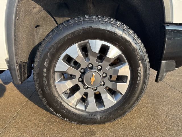 Used 2022 Chevrolet Silverado 2500 Custom w/ Custom Convenience Package image 51