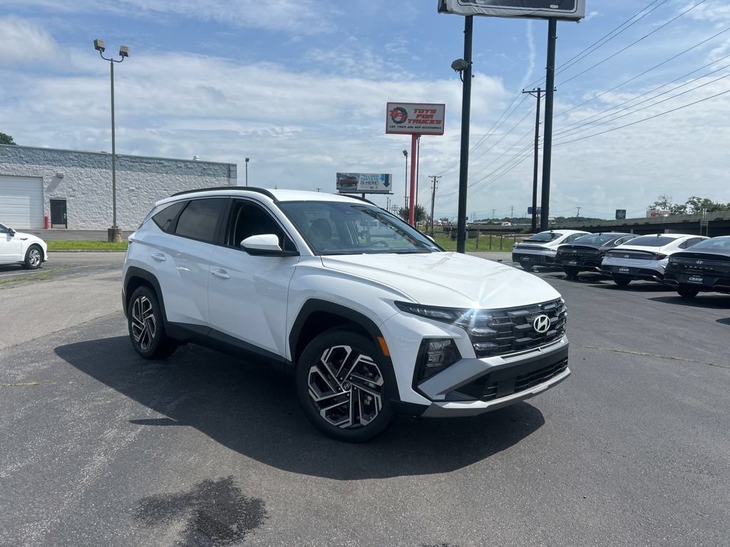 New 2026 Hyundai Tucson SEL Plus FWD image 2
