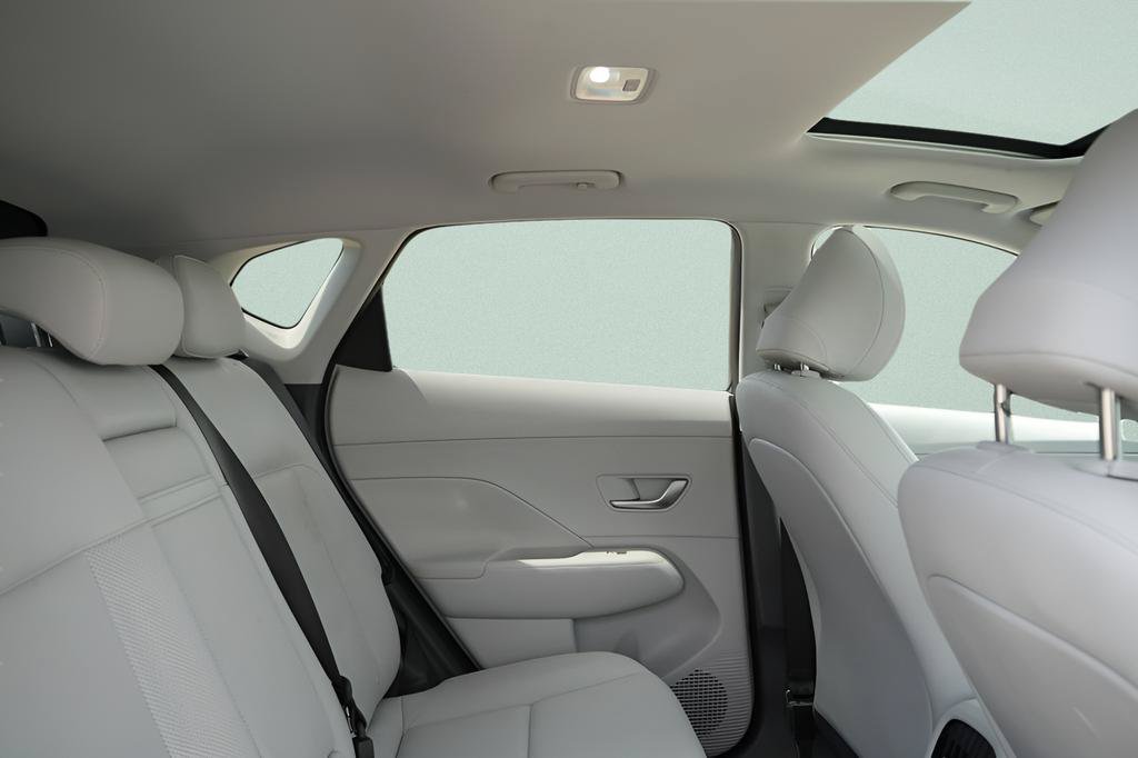 Certified 2024 Hyundai Kona Limited FWD image 15