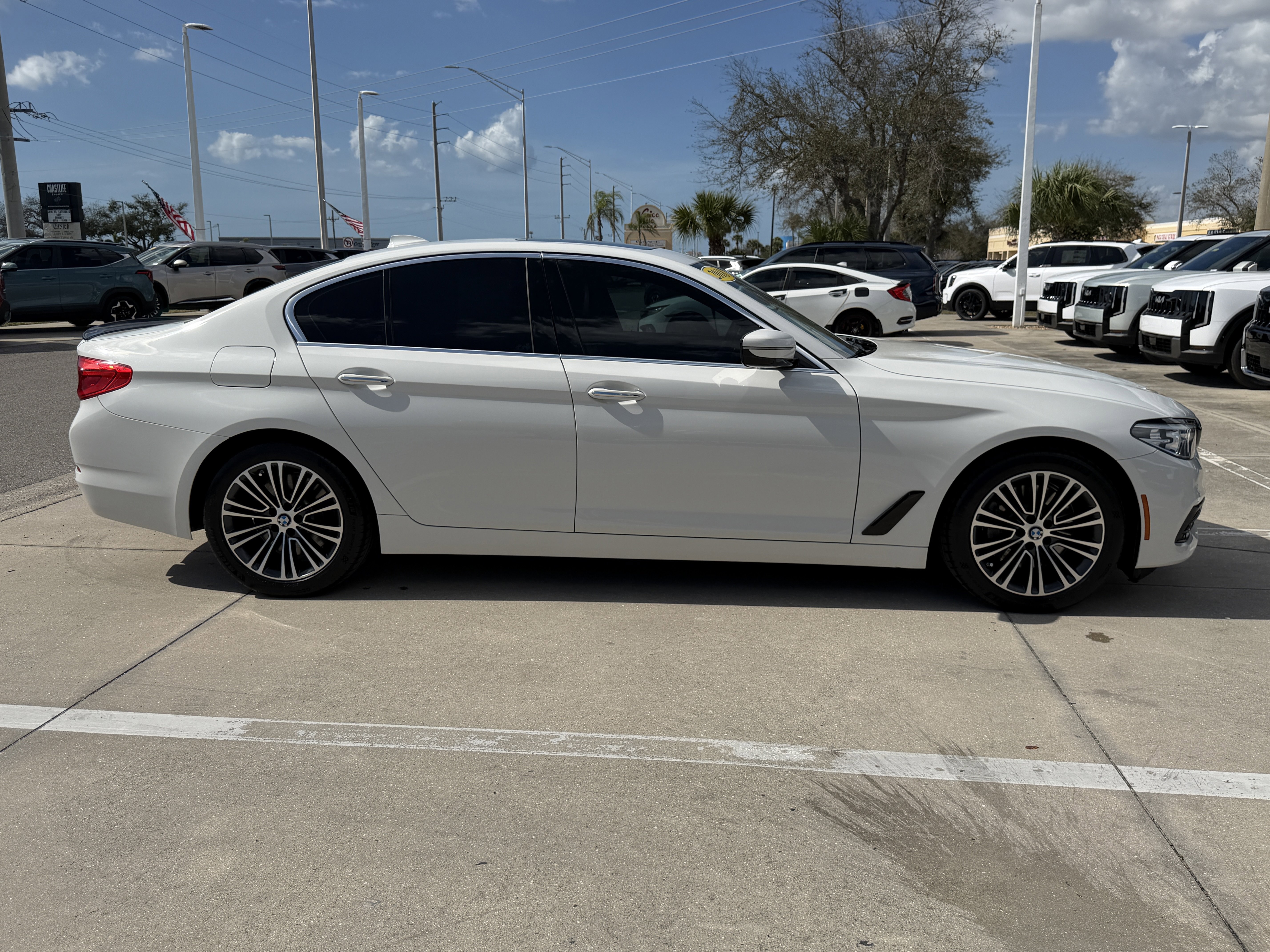 Used 2018 BMW 540i image 3