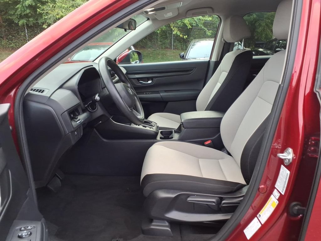 Used 2023 Honda CR-V LX image 12