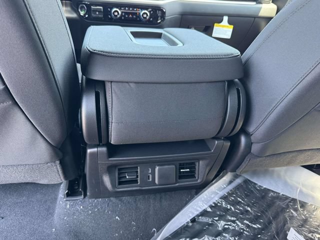 New 2026 GMC Sierra 3500 SLE w/ Preferred Package AWD/4WD image 9