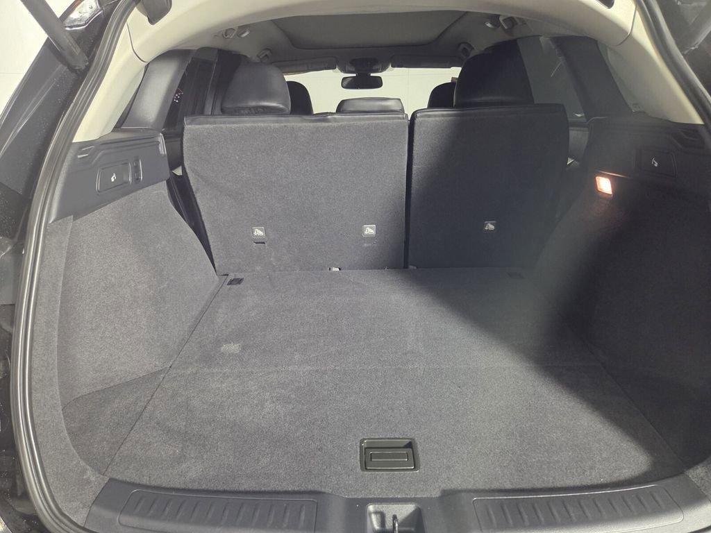 Used 2019 INFINITI QX50 Luxe w/ Cargo Package image 29