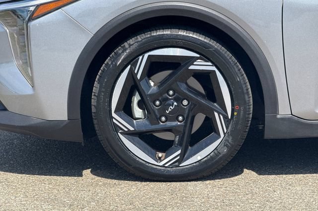 Certified 2025 Kia K4 EX FWD image 33