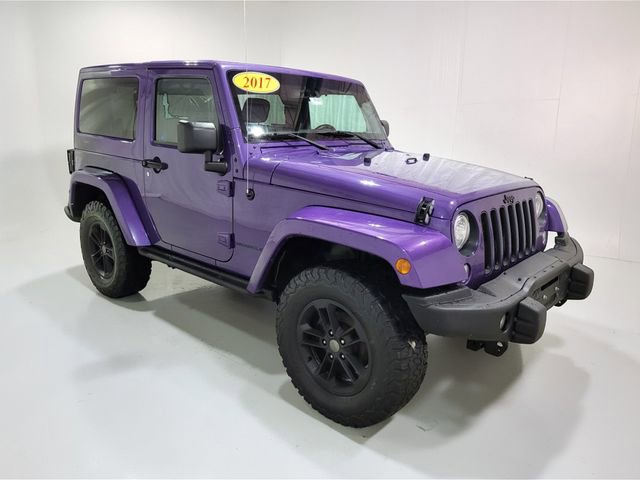 Used 2017 Jeep Wrangler Sahara image 2