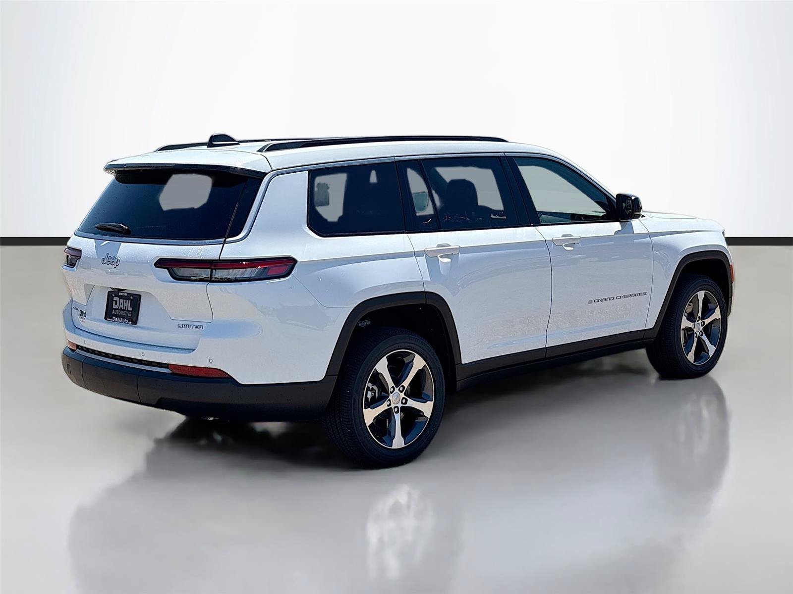 New 2026 Jeep Grand Cherokee L Limited AWD/4WD image 13