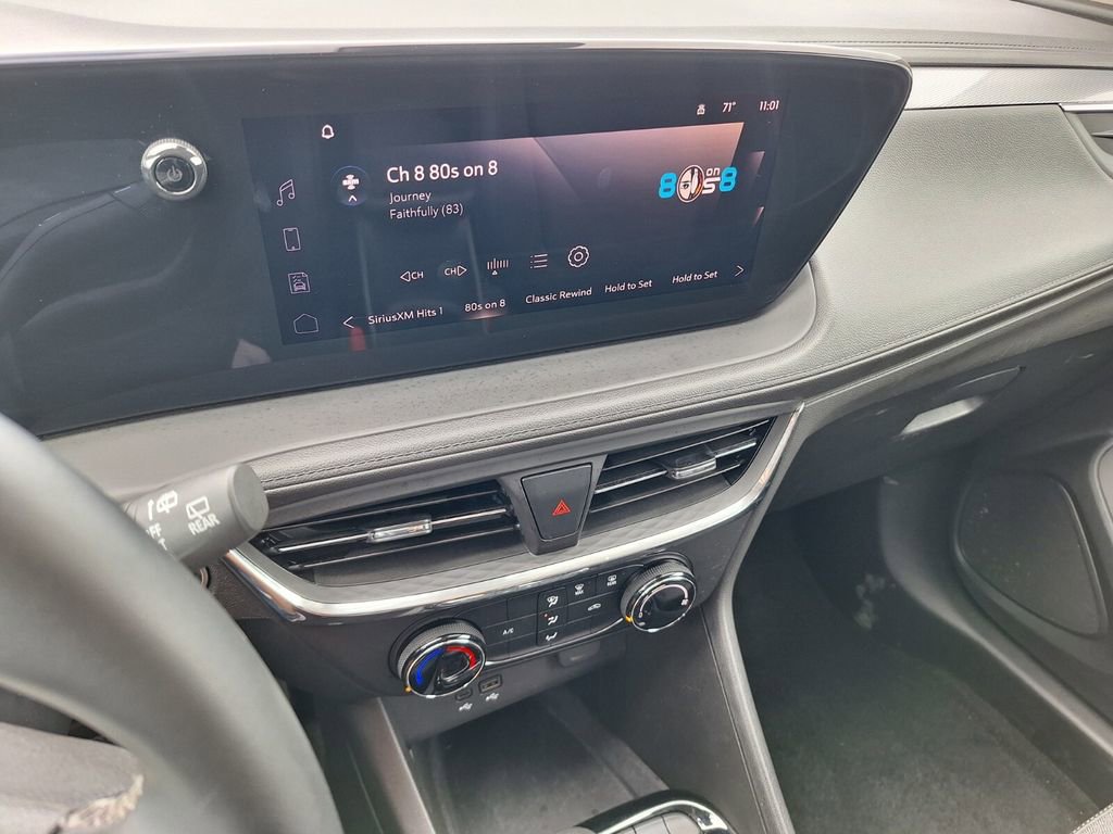 Used 2025 Buick Encore GX Preferred image 12