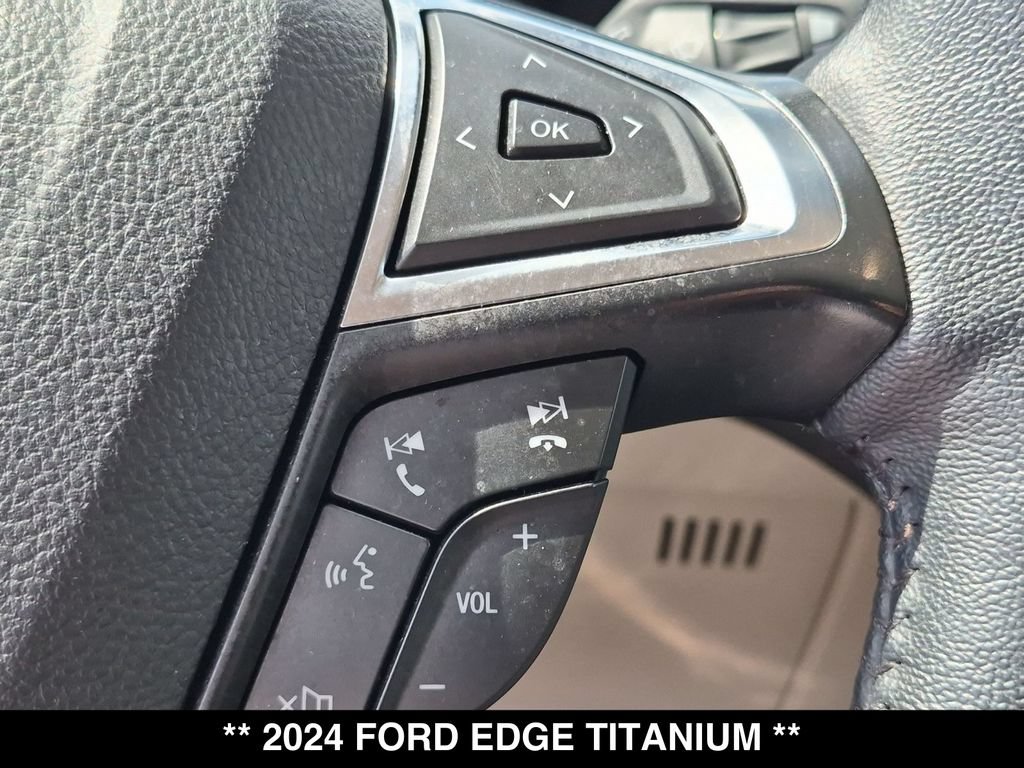 Used 2024 Ford Edge Titanium AWD/4WD image 6