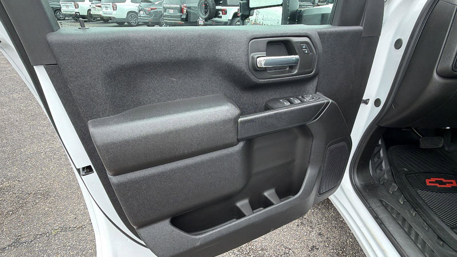 Certified 2025 Chevrolet Silverado 2500 W/T w/ WT Convenience Package AWD/4WD image 11