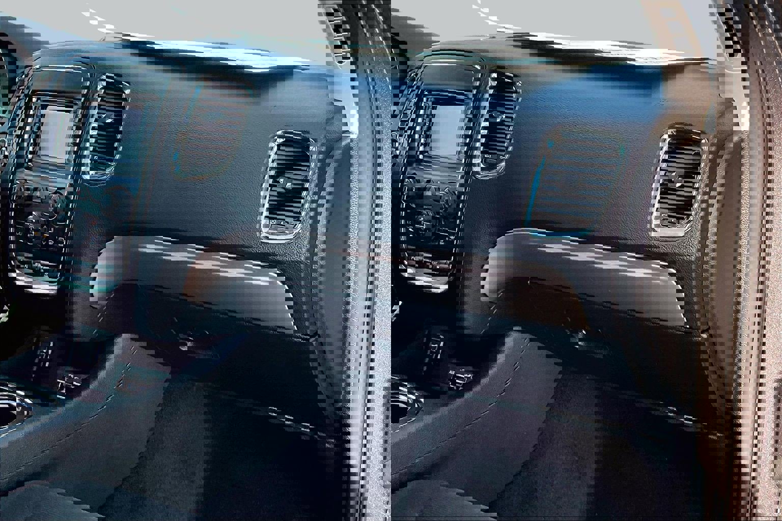 Used 2017 Dodge Durango SXT w/ Quick Order Package 23B RWD image 15