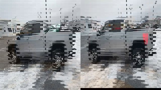 New 2026 GMC Sierra 1500 SLE image 38