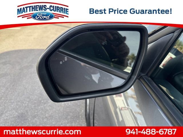 Certified 2022 Ford Explorer XLT image 8