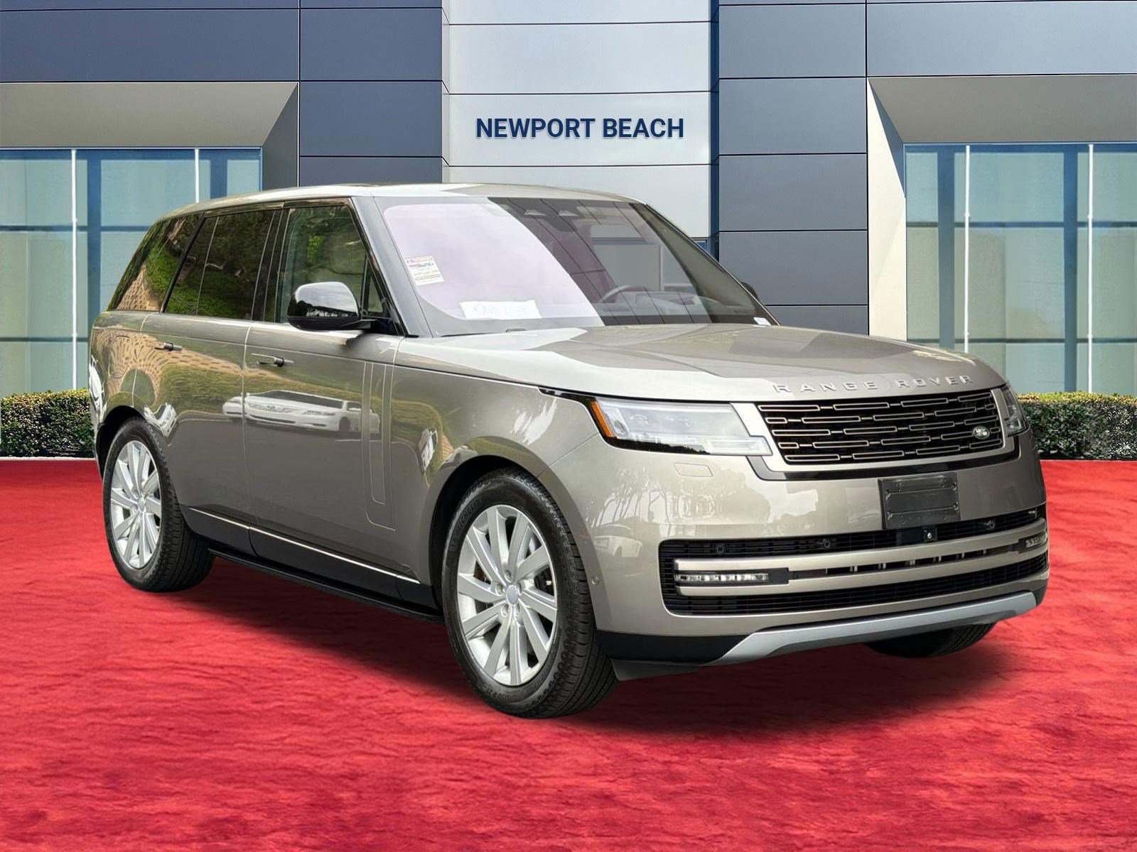 Certified 2023 Land Rover Range Rover SE image 8