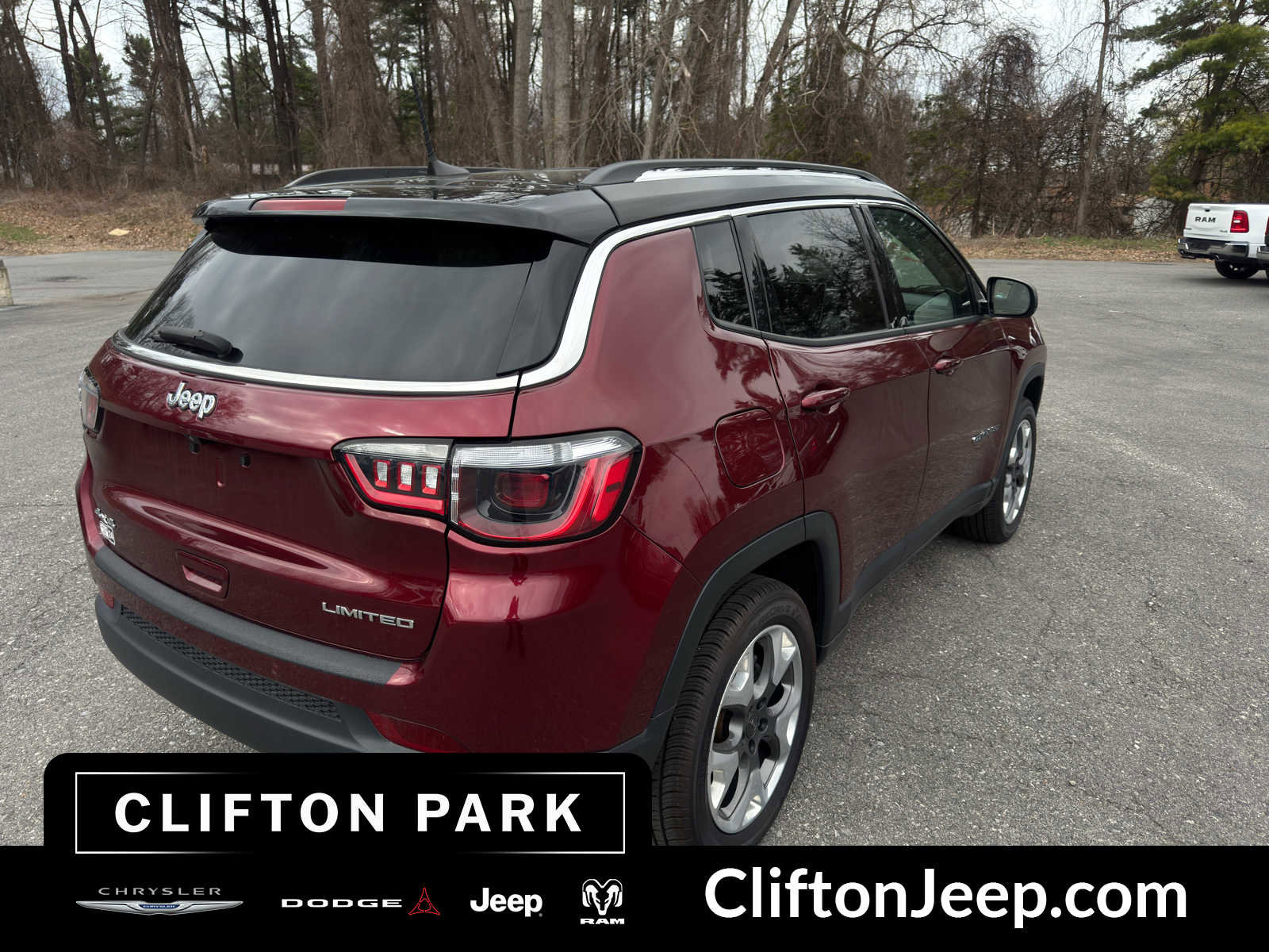 Used 2022 Jeep Compass Limited image 4
