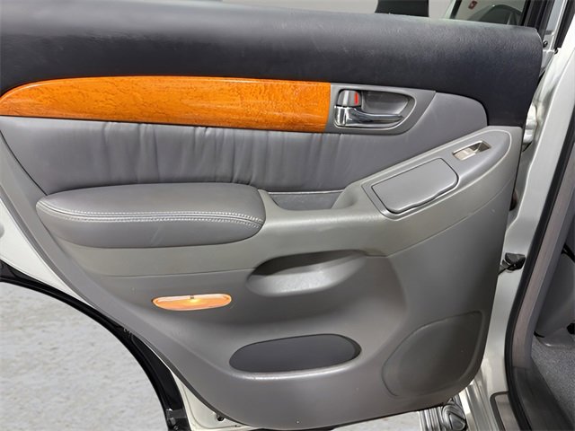 Used 2003 Lexus GX 470 image 31