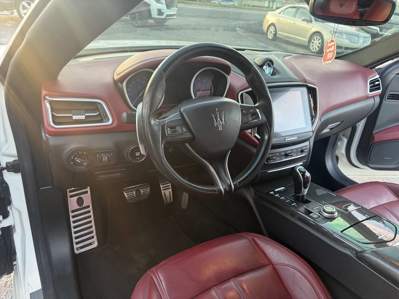 Used 2018 Maserati Ghibli GranSport image 15