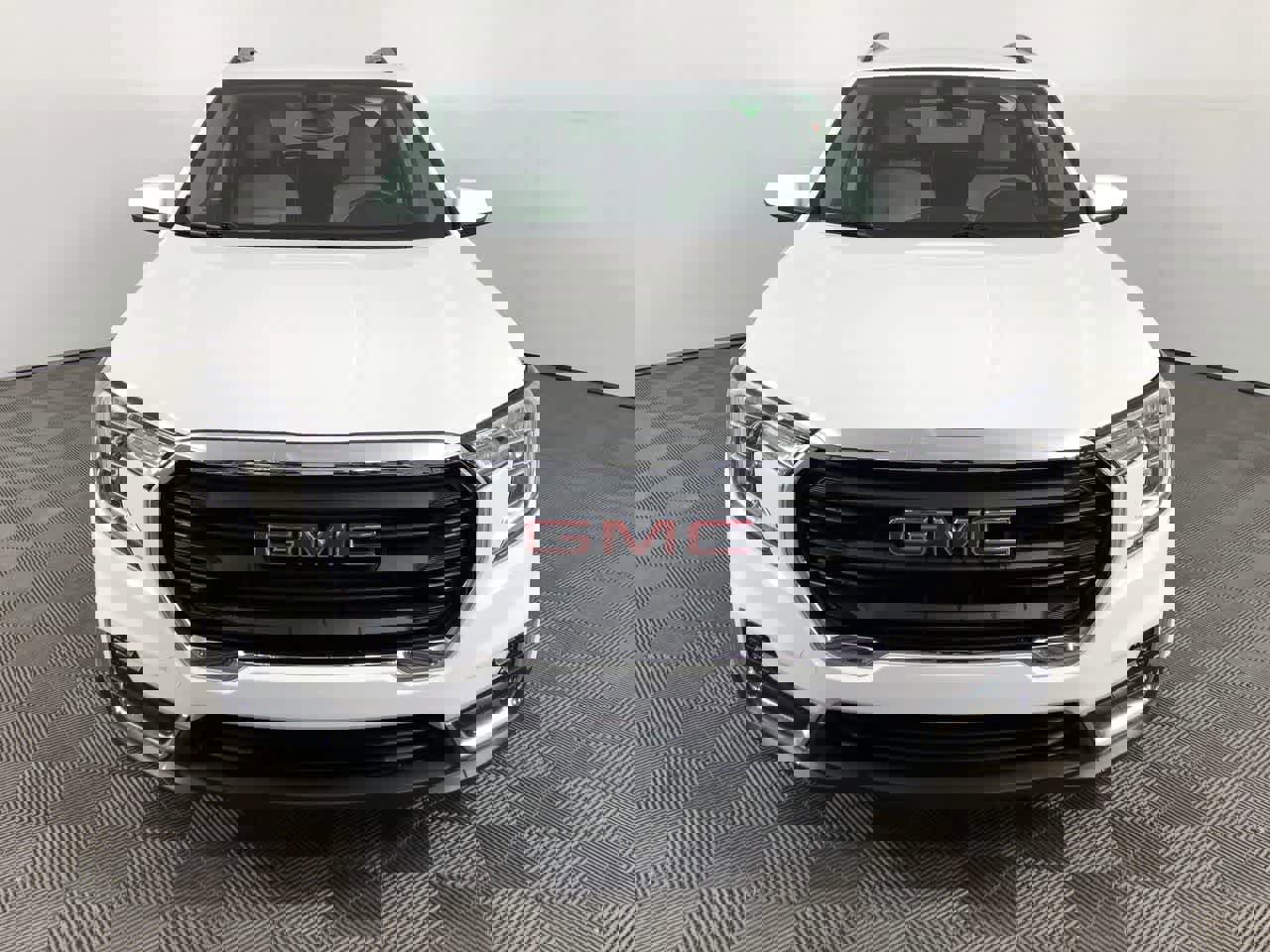 Used 2023 GMC Terrain SLE w/ Driver Convenience Package image 3