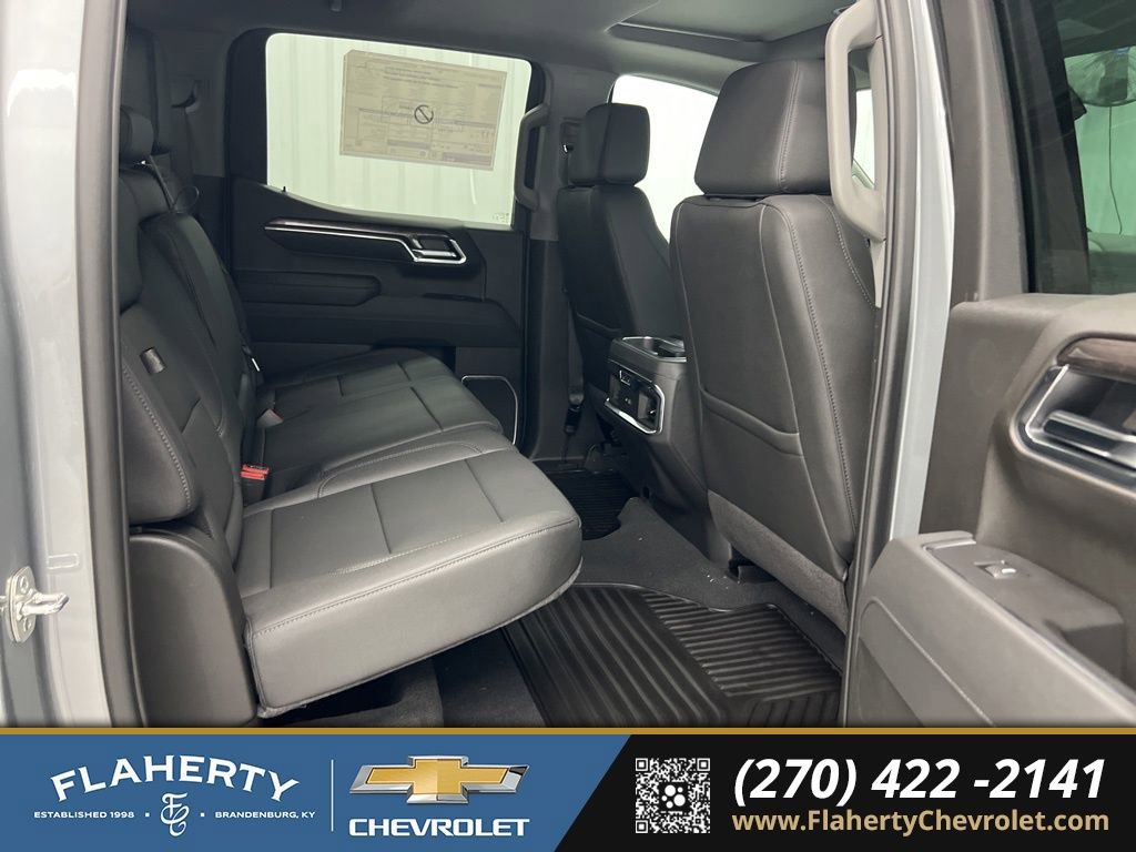 New 2026 Chevrolet Silverado 1500 LTZ w/ LTZ Premium Package AWD/4WD image 13
