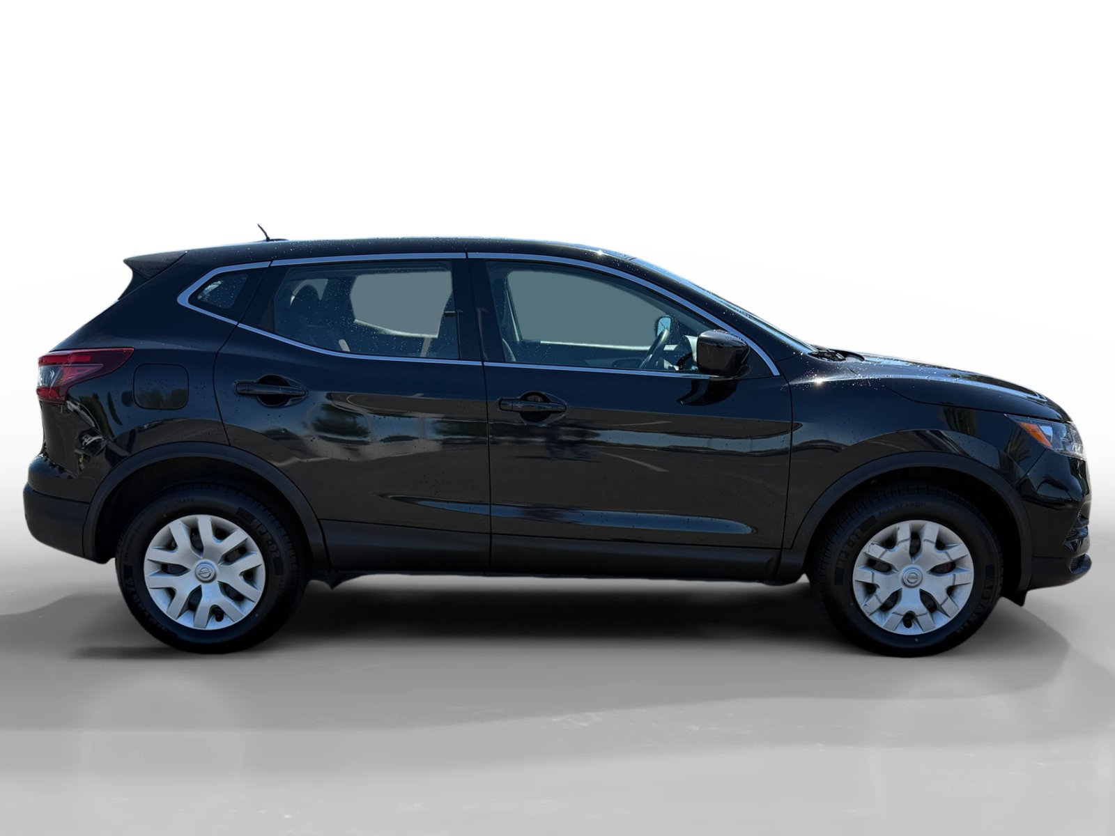 Used 2020 Nissan Rogue Sport S FWD image 6