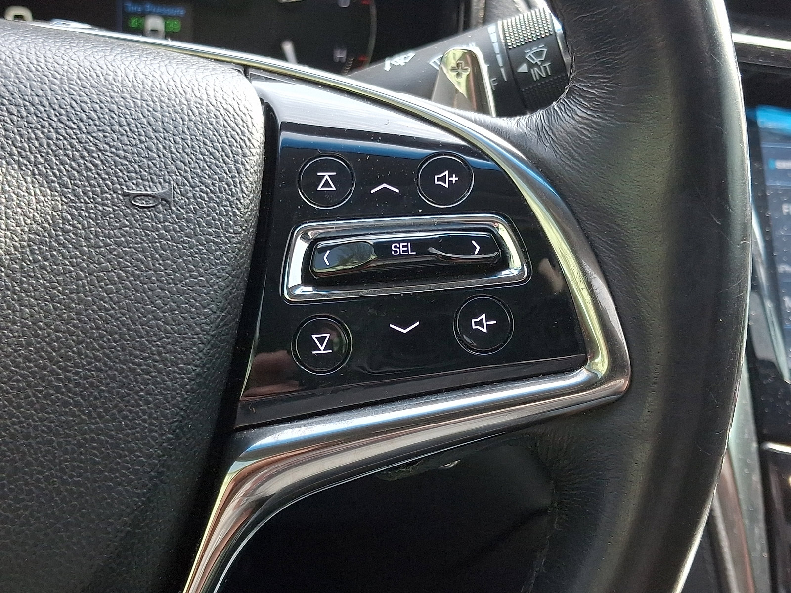 Used 2018 Cadillac CTS Luxury image 24