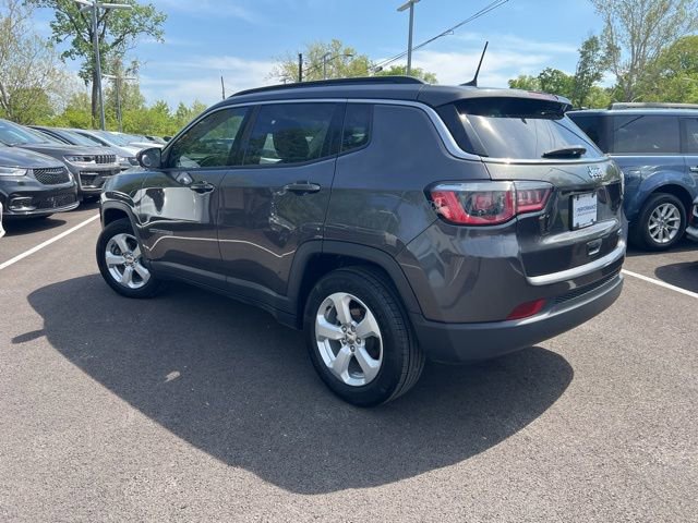 Used 2017 Jeep Compass Latitude w/ Popular Equipment Group FWD image 22