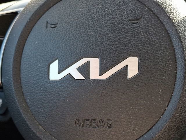 Used 2022 Kia Forte LXS image 24