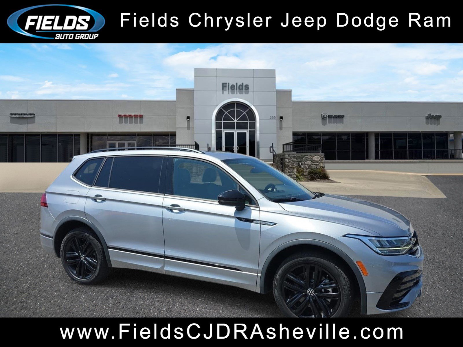 Used 2022 Volkswagen Tiguan SE R-Line