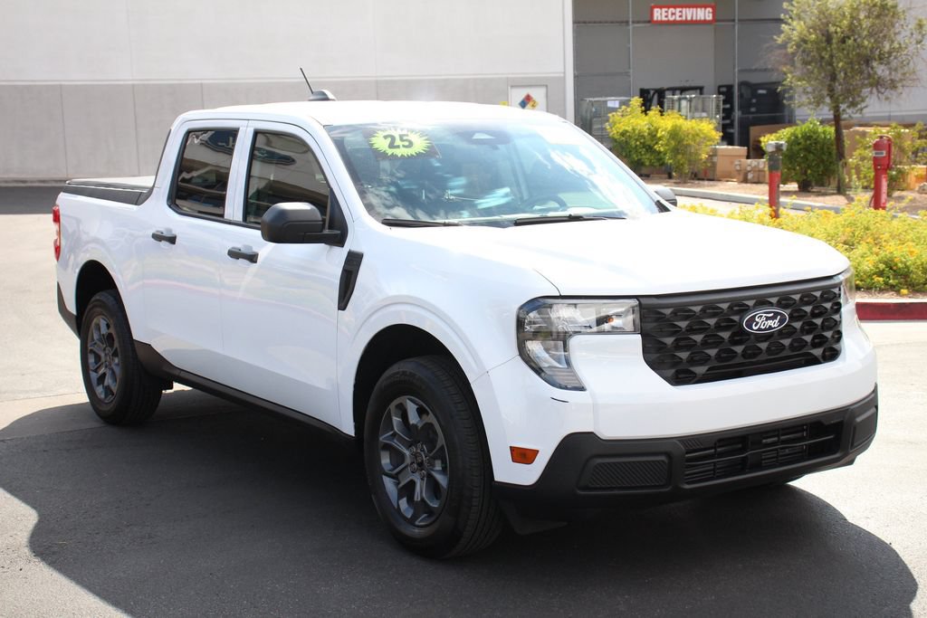 Certified 2025 Ford Maverick XL w/ Equipment Group 102A AWD/4WD image 11