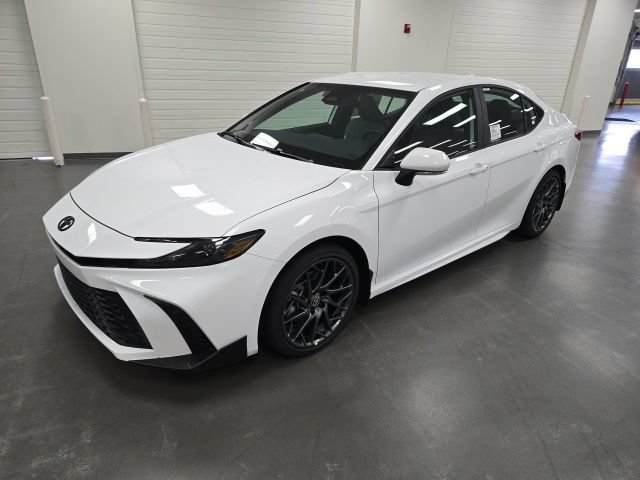 New 2026 Toyota Camry SE FWD image 2