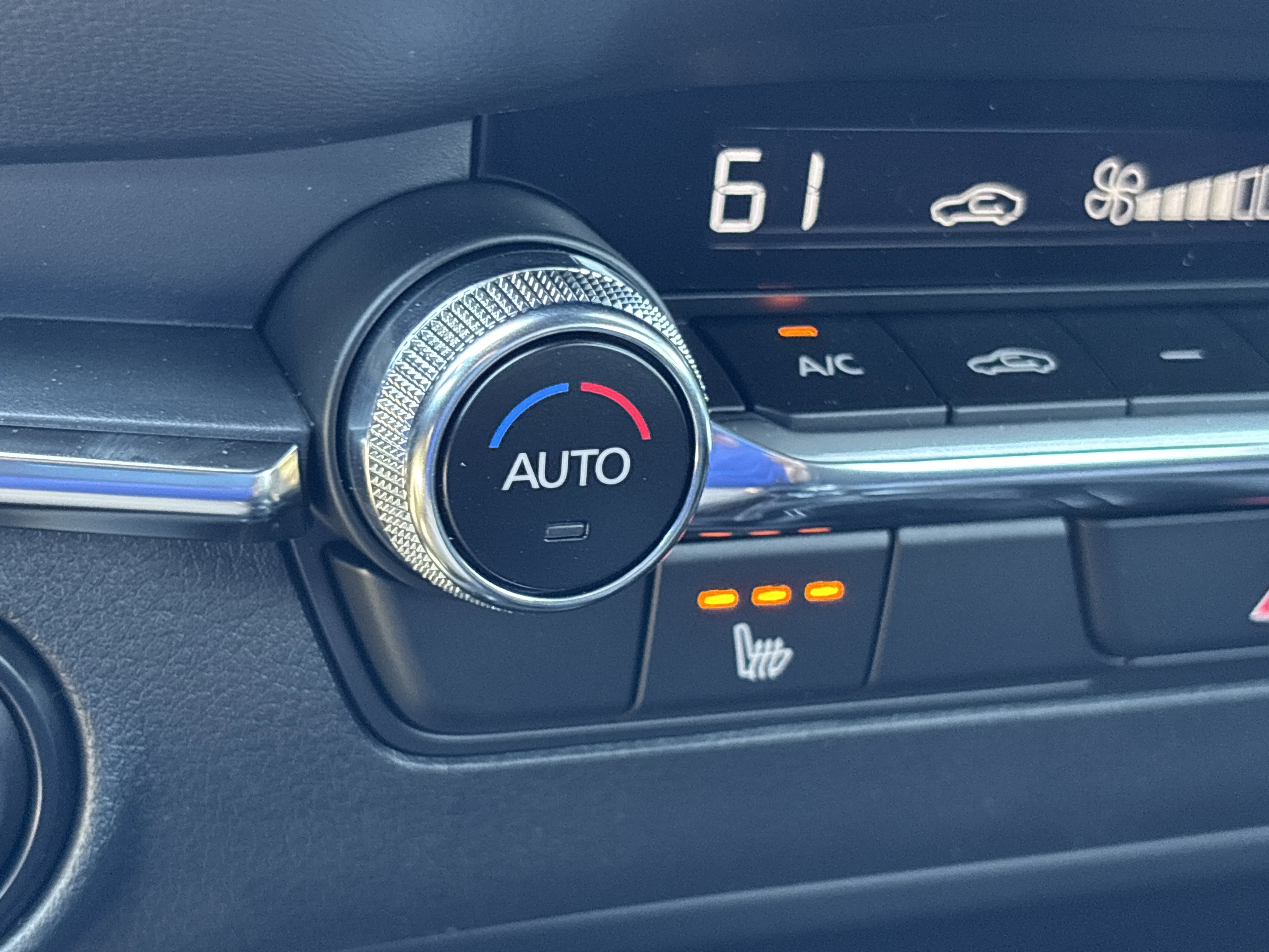 New 2026 MAZDA MAZDA3 2.5 S Hatchback w/ Premium Pkg image 35