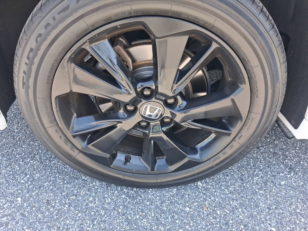 Certified 2024 Honda Odyssey Sport image 13