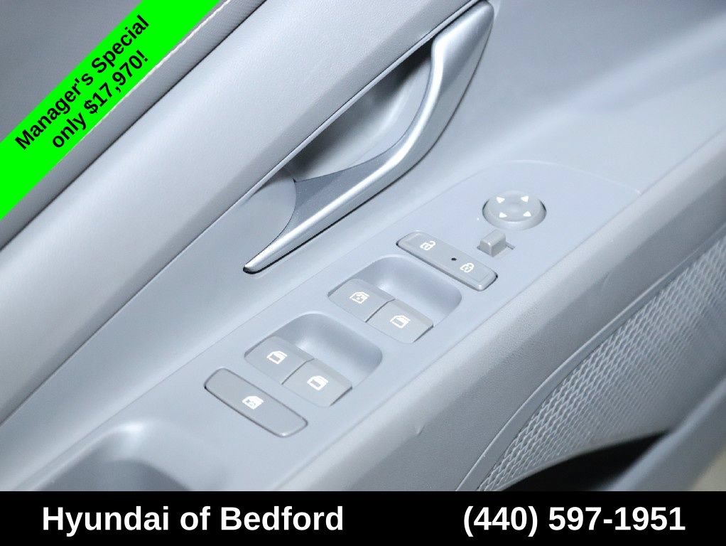 Used 2023 Hyundai Elantra SEL w/ Convenience Package FWD image 17