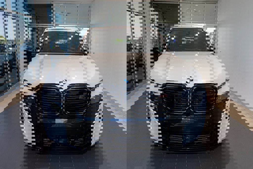 Used 2026 BMW XM Label Red image 2