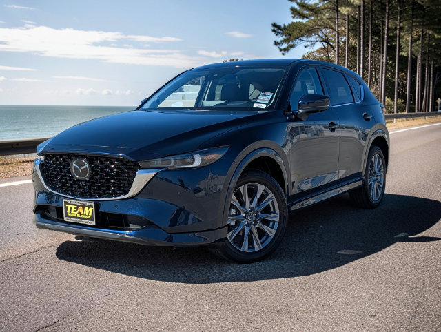 Certified 2025 MAZDA CX-5 AWD 2.5 S w/ Premium Plus Pkg image 3
