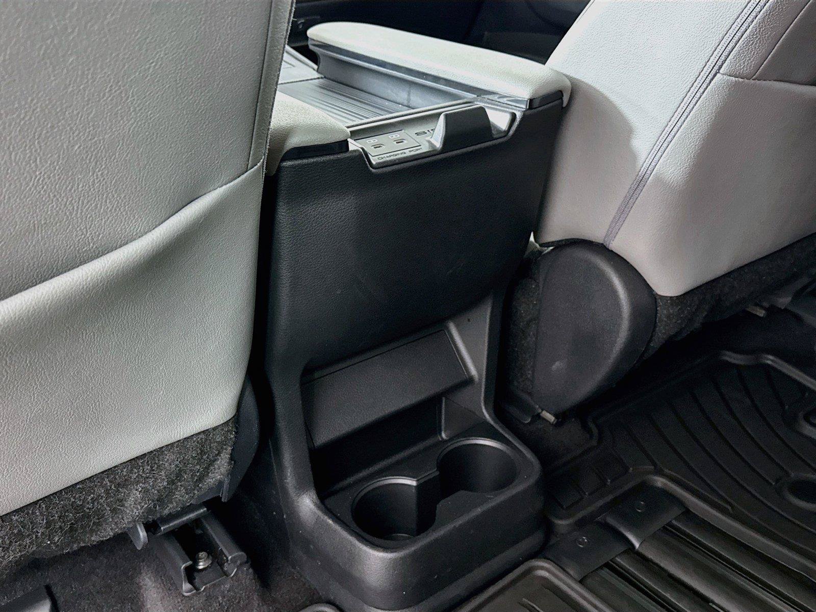 Certified 2026 Toyota Sienna XLE FWD image 36