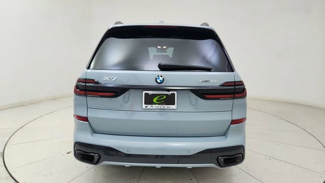 Used 2026 BMW X7 xDrive40i image 5