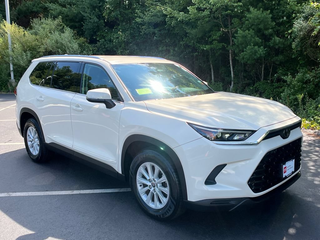 Certified 2024 Toyota Grand Highlander AWD image 7