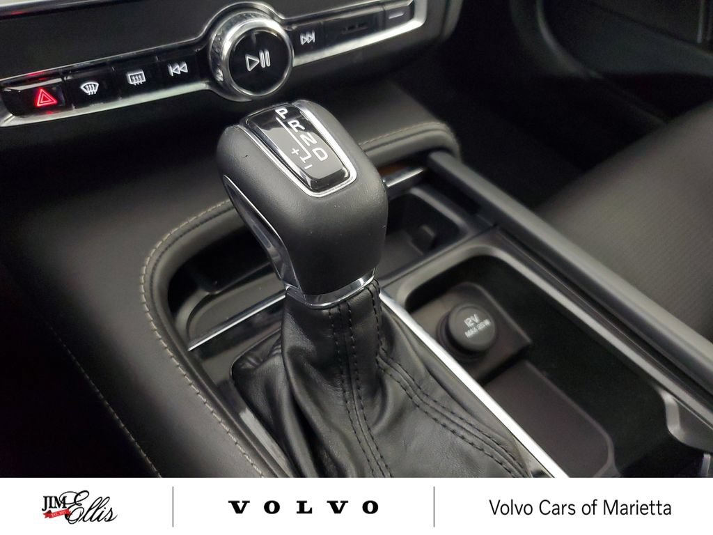 Used 2017 Volvo S90 T6 Inscription w/ Vision Package AWD/4WD image 32