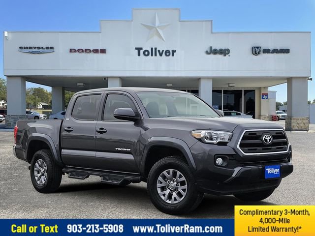 Used 2017 Toyota Tacoma SR5 w/ Tow Package RWD image 1
