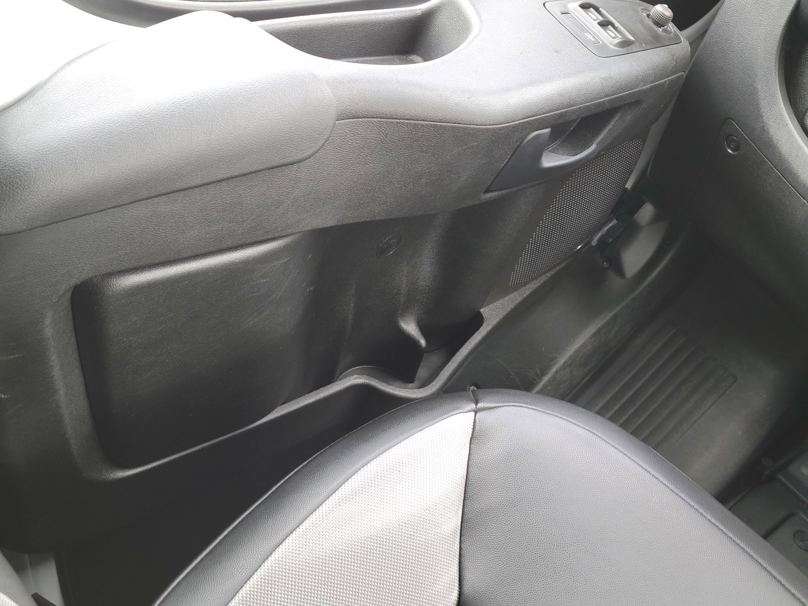 New 2024 RAM ProMaster 3500 w/ Cold Weather Group image 30