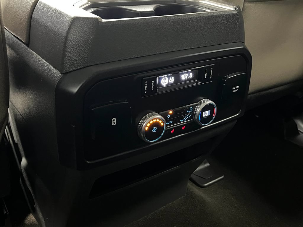 Used 2020 Ford Expedition Limited w/ Equipment Group 301A AWD/4WD image 29