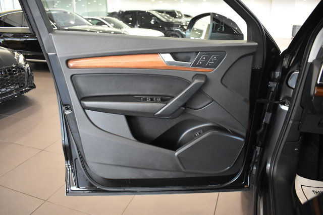 Used 2023 Audi Q5 2.0T Premium image 31